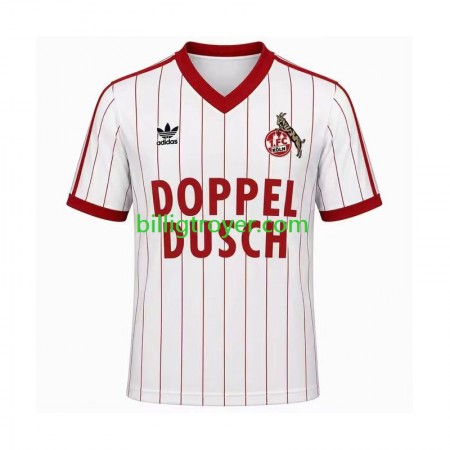 Billige Fotballdrakter FC Köln 1982 1983 Retro Hjemmedraktsett Kortermet Billige Fotballdrakter FC Köln 1982 1983 Retro Hjemmedraktsett Kortermet